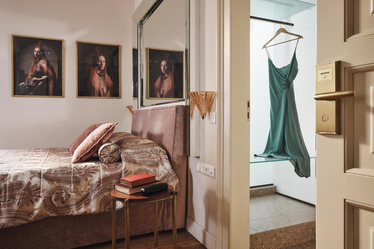 Bohemian Suites Aten Exteriör bild